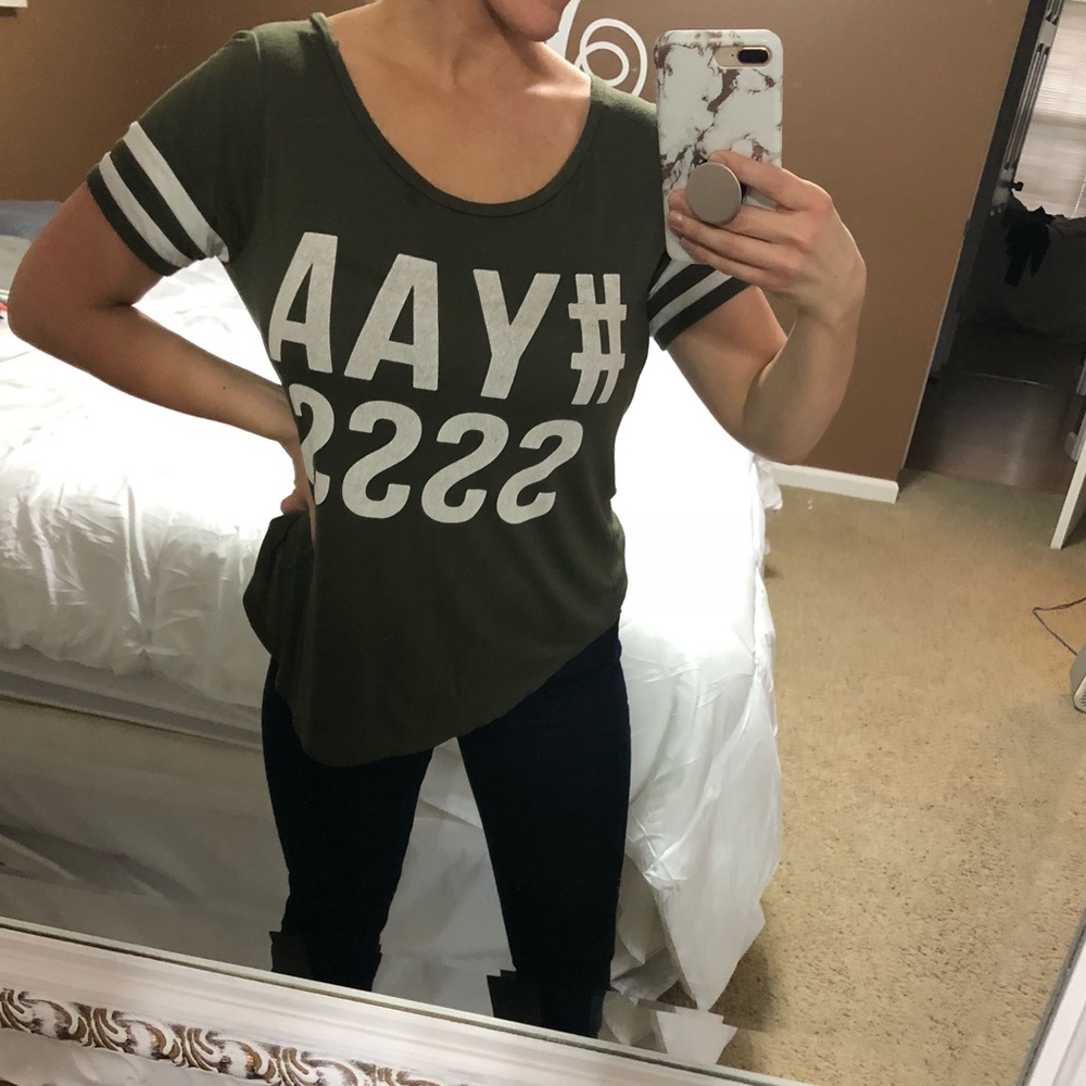 YASSSS TEE